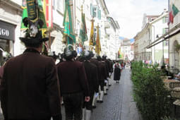 Kreuzsegnung Südtirol Bild 8