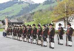 Exerzieren vor der Ausrückung nach Angerberg