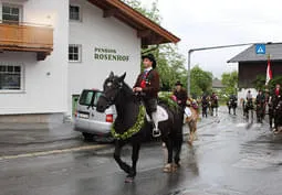 Schützen beim Antlaßritt