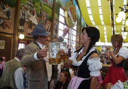 Ausflug Oktoberfest Bild 13