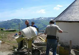 Renovierung Harlaßanger-Kirche Bild 24