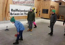 Bataillons-JS-Eisstockschießen Bild 12